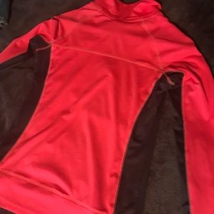 Long sleeve sweater/shirt.